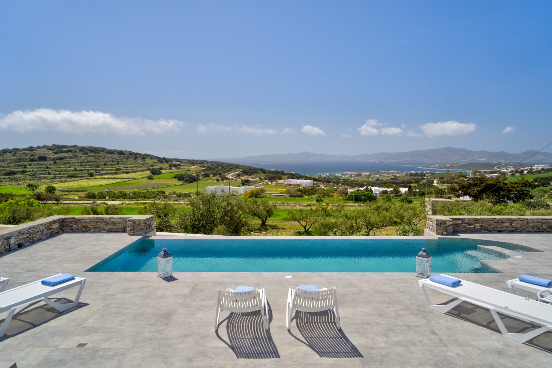Private villas Paros Greece