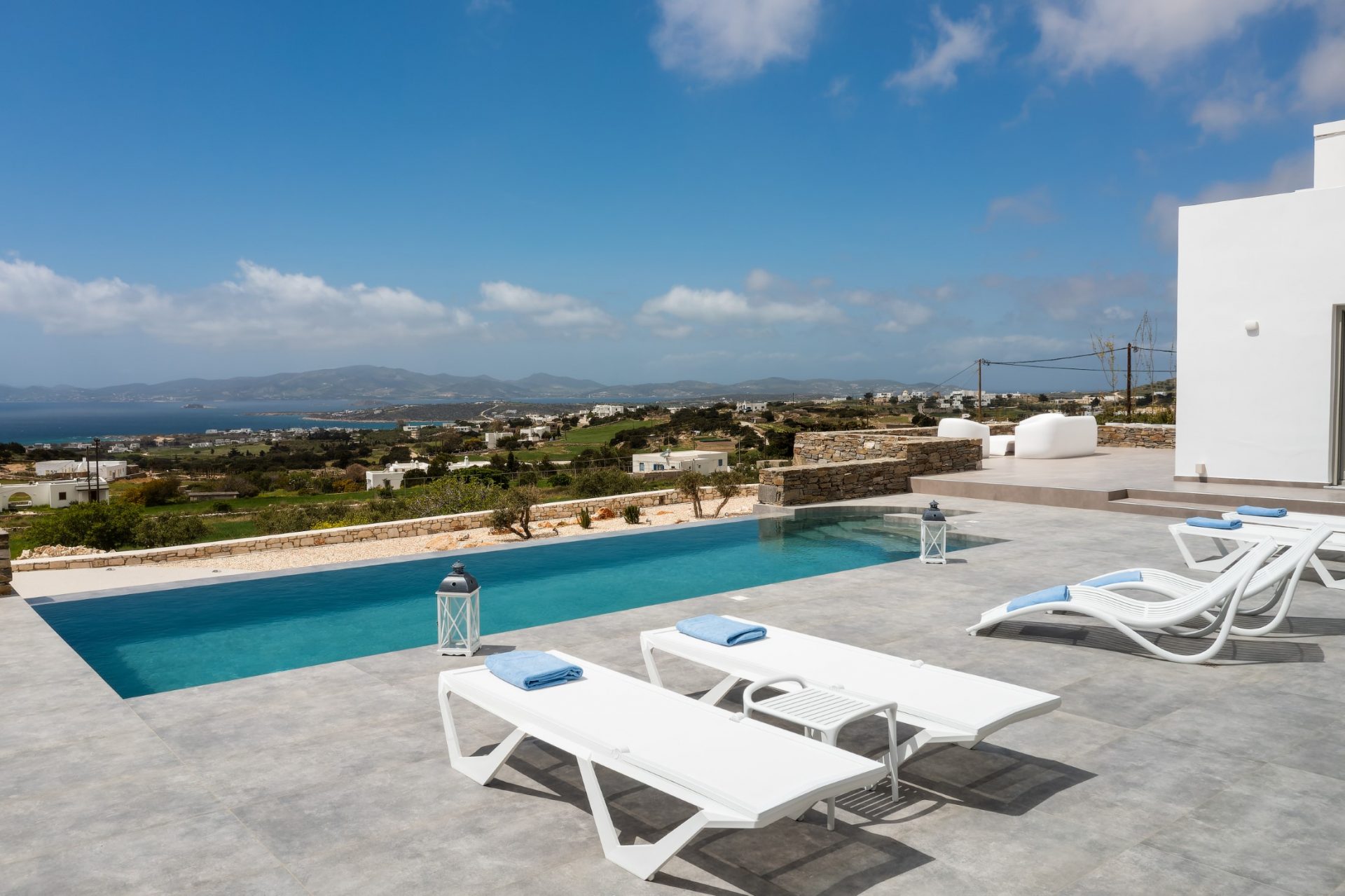 rent luxury villa in greece