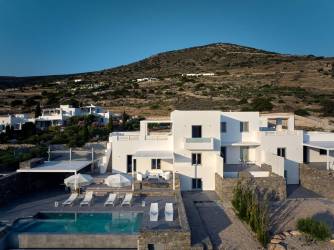 Paros luxury accommodation