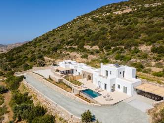 Luxury Villas with Private Pools for 12 Guests , paros greece ,villas for families , luxury villa for 12