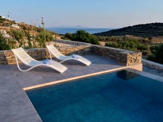 Greek island vacation Villas