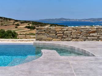 Exclusive villas in Paros Greece