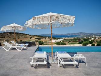 Top-rated Villas in Paros