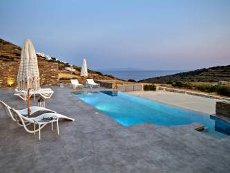 Paros Island luxury accommodation